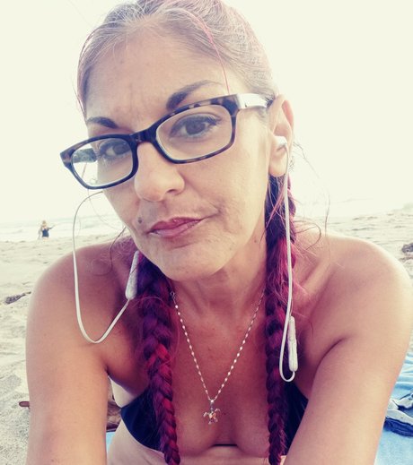 Beach Chick 321 only fans leak nude