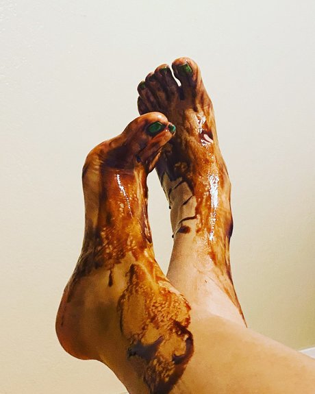 Barefoot Mulatto onlyfans exposed