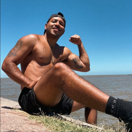 Miguel Wolf en onlyfans