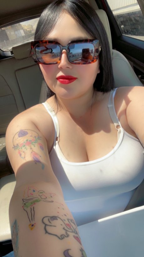 Michelle LP onlyfans naked leaks