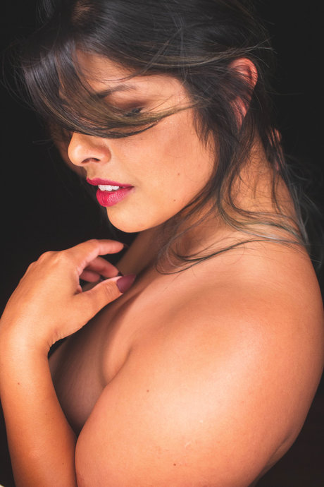 Carmen Shoots Free nude onlyfans leak