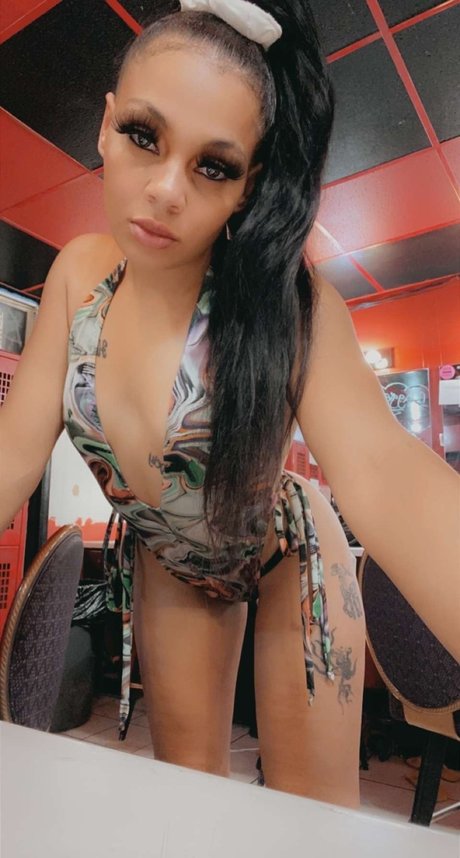 Champagne_ onlyfans hot