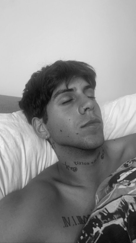 Sztahomisi onlyfans nude tits