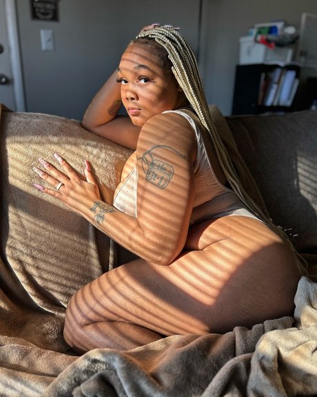 Miracle Avionna_ naked onlyfans