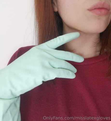 Miss Latex GLoves onlyfans xxx