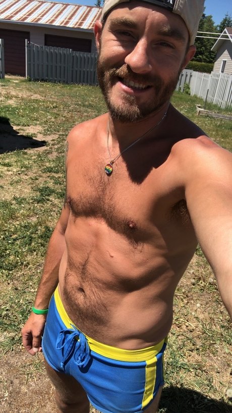 Layson Brush_ onlyfans sexy