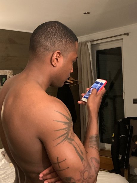 Jeremy Kenpachi desnuda onlyfans