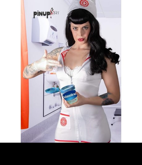 Jessica Habit onlyfans pictures