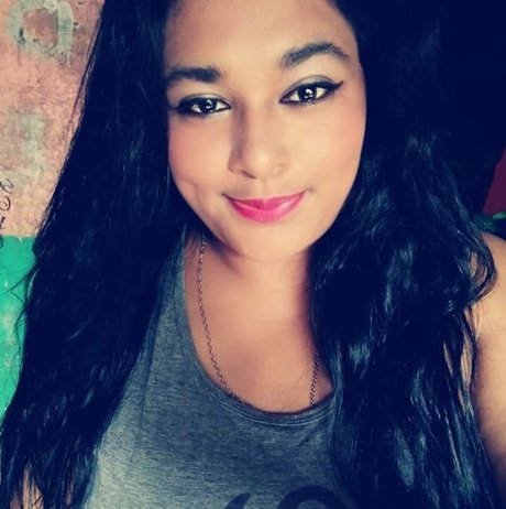 Jeannette castellanos onlyfans desnuda