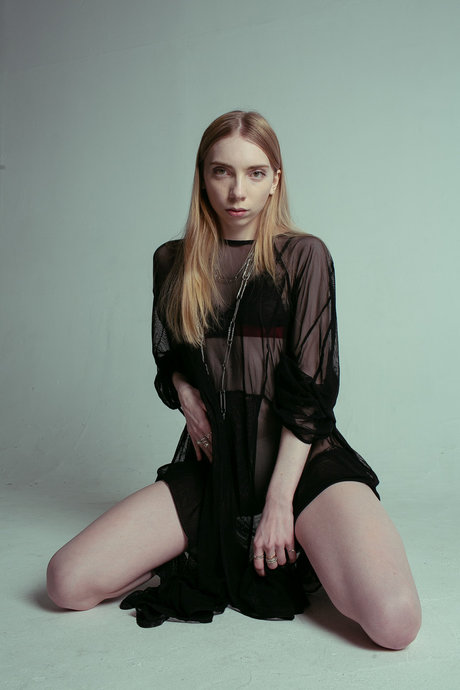 Anna Fawn strip onlyfans