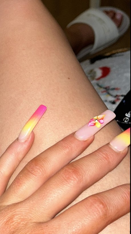 Miss Desire_ on onlyfans