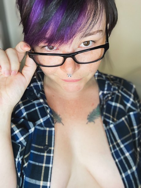 Modest Molly onlyfans leaked dirtyship