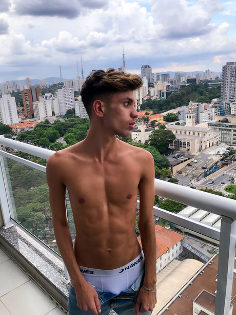 Mlk Ousado only fans sex