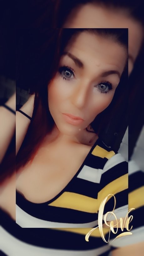 M Zz R3D leaked onlyfans free