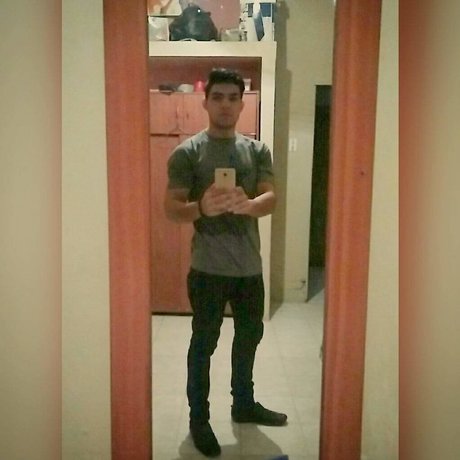 Javierh56 onlyfans pic