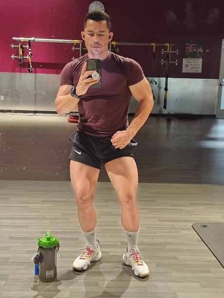 Yojan Sanz free onlyfans