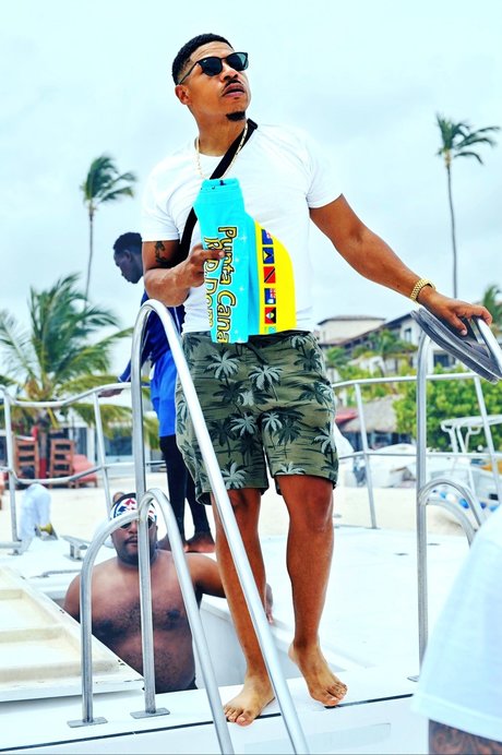 Expressions of a Gemini  plate