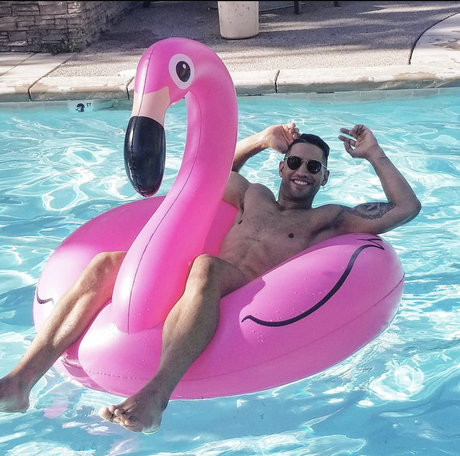 GUELO onlyfans naked leak