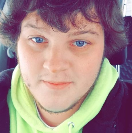 MrDadBod onlyfans model images