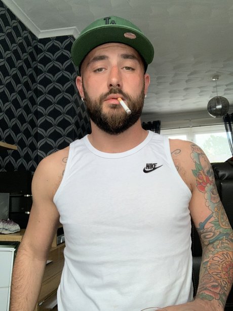 StuartBoi only fans pics