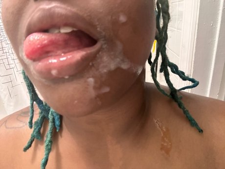 Ms Charlie Blunts onlyfans archive