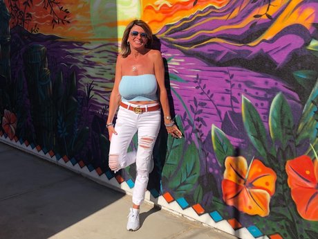 Southern Belle Miss Crystal onlyfans naked leaks