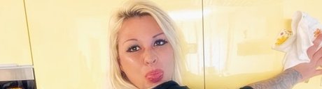 Mrs Housemother onlyfans leak free