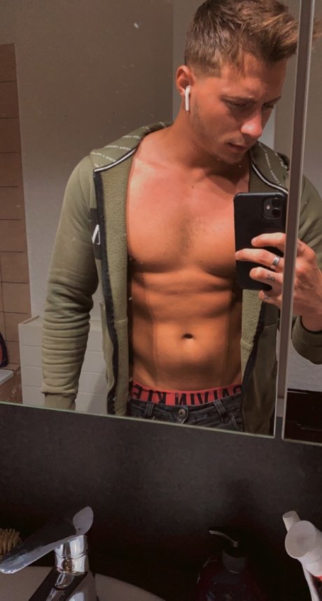 Jayson Schiffer onlyfans nudes