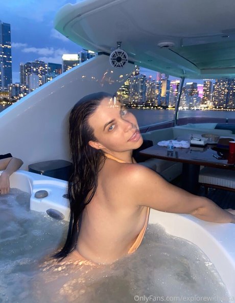 withlovesaraxo onlyfans leaked nude