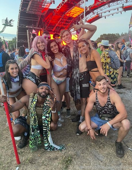 withlovesaraxo onlyfans sex leaks