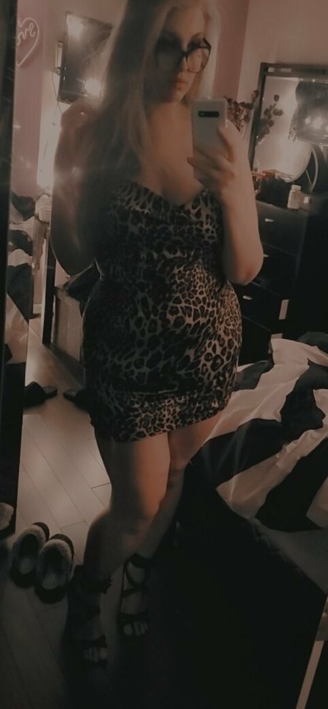 kyats only fans nude leaks