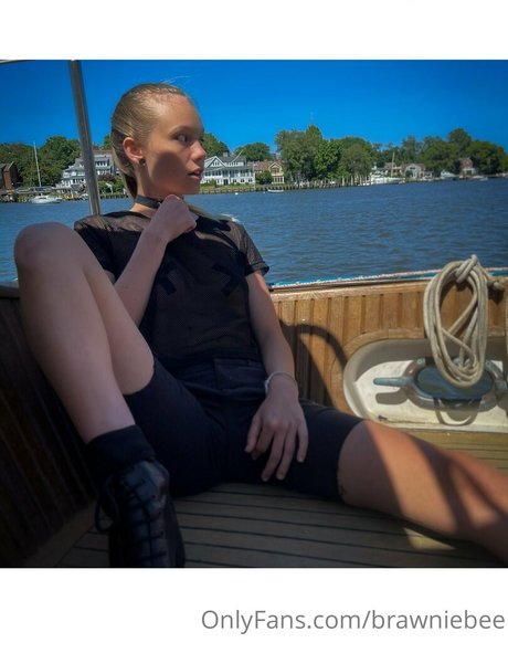 hijabi onlyfans exclusive picture