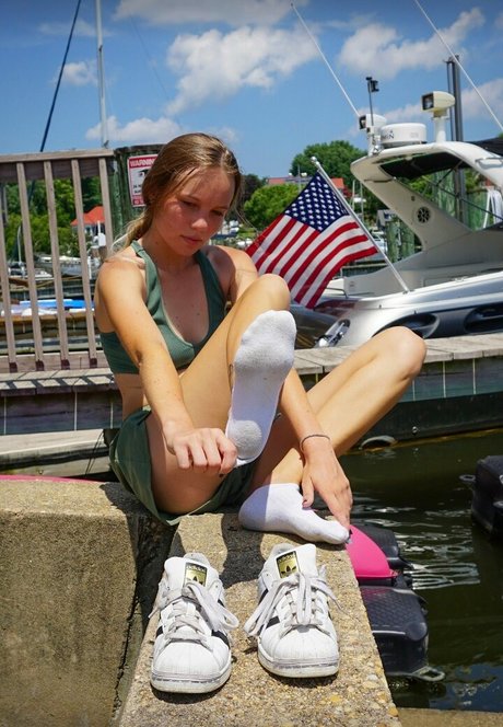 Brawniebee naked on onlyfans