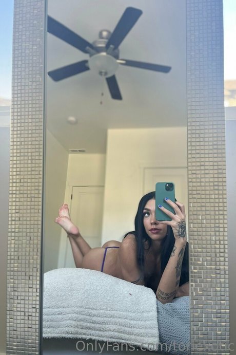 toriexotic Profile image