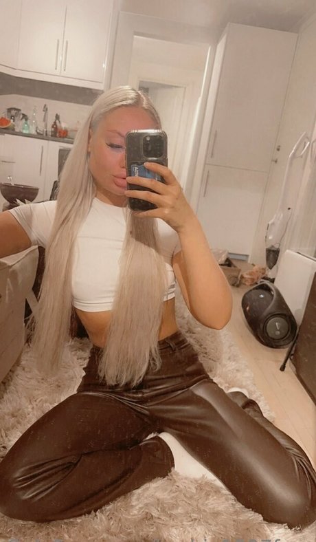 barbie1997free onlyfans nude