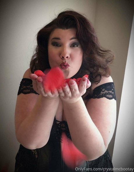 CrystalMcbootay only fans leak nude