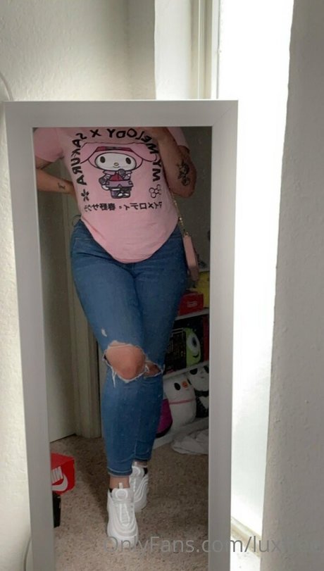 luxfree nudes only fans