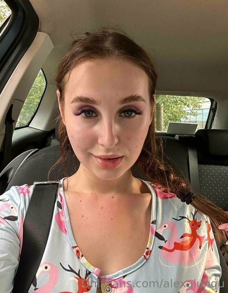 alexalungu Profile image