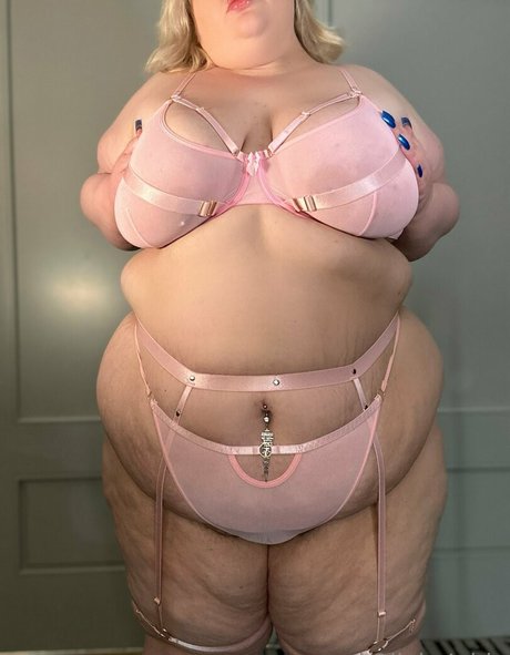 oliviajaide onlyfans nude tits