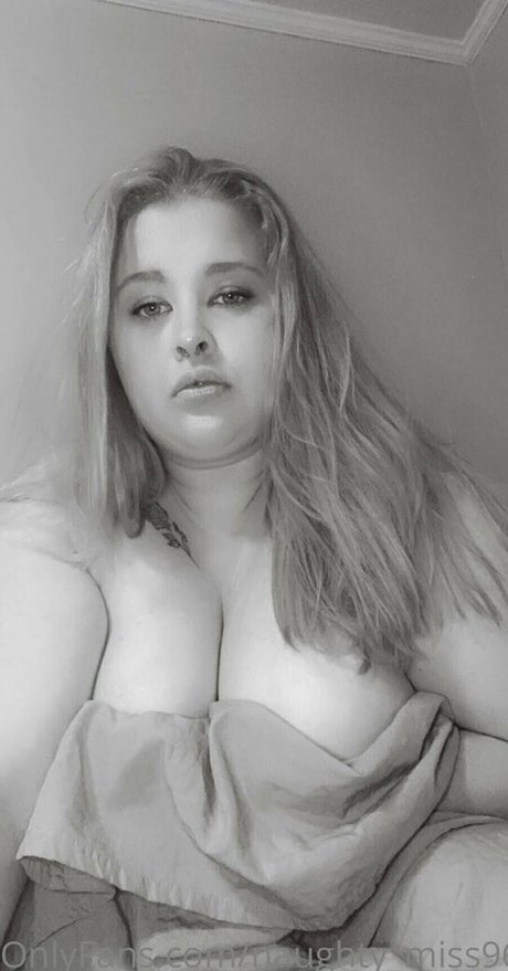 naughty miss96 onlyfans leaked