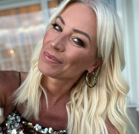 Denise Van Outen  images