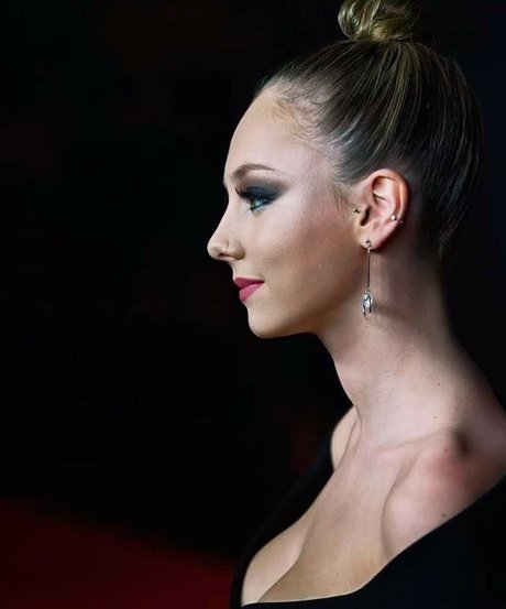 Ester Exposito onlyfans leaks naked