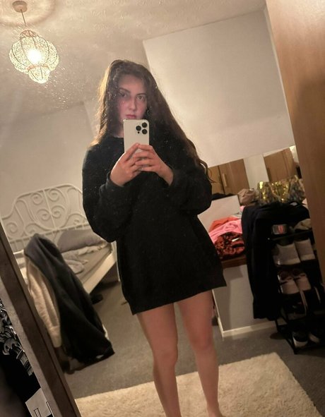 leahshorty naked onlyfans