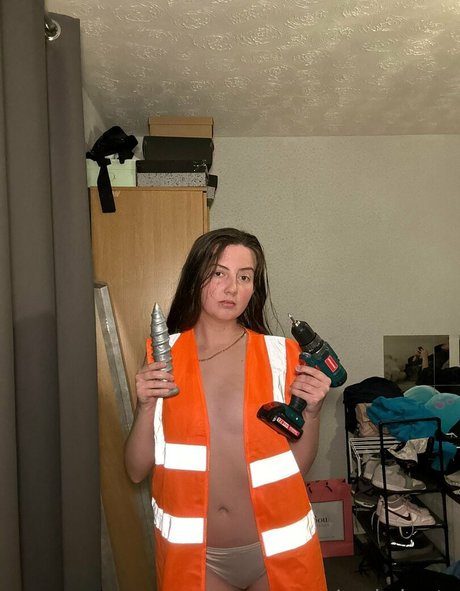 leahshorty onlyfans leaked dirtyship