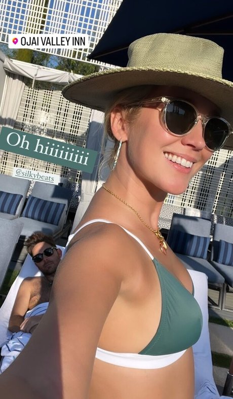 Anna Camp nude porn onlyfans