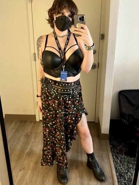 Bloodberry Tart sex onlyfans