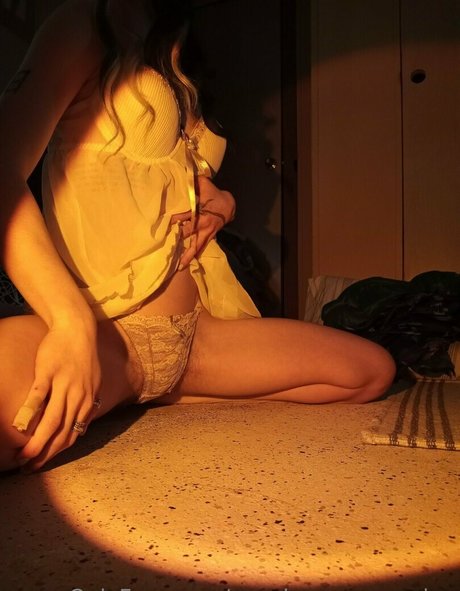 peaches ncream jpg onlyfans explicit content