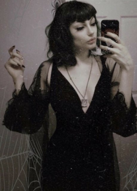 Fleshf1y onlyfans free