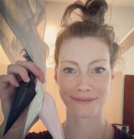 Alyssa Sutherland onlyfans leaked pics