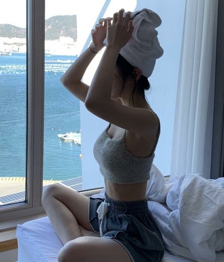 wakemeupnextweek only fans